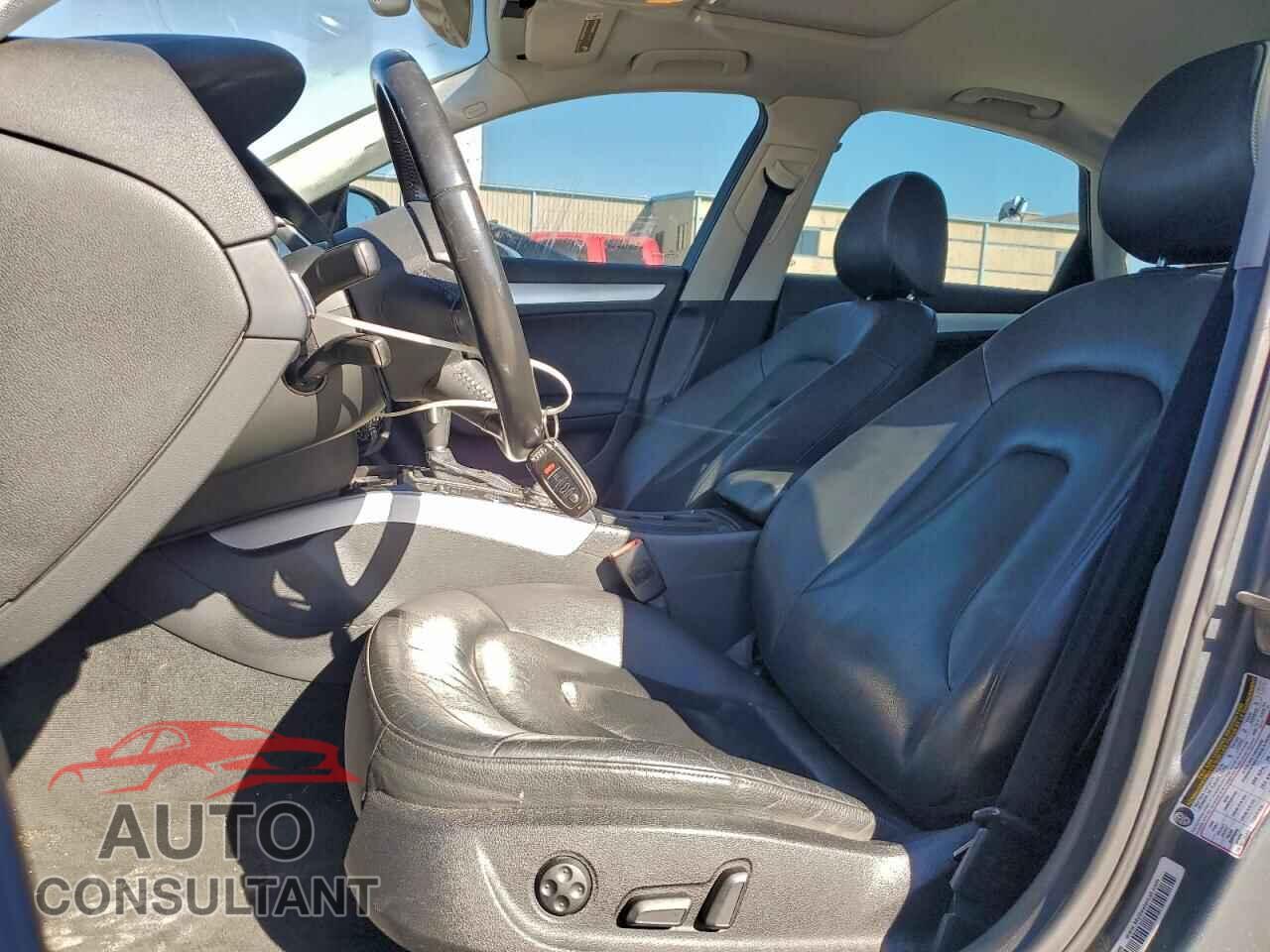 AUDI A4 2012 - WAUEFAFL3CN013843