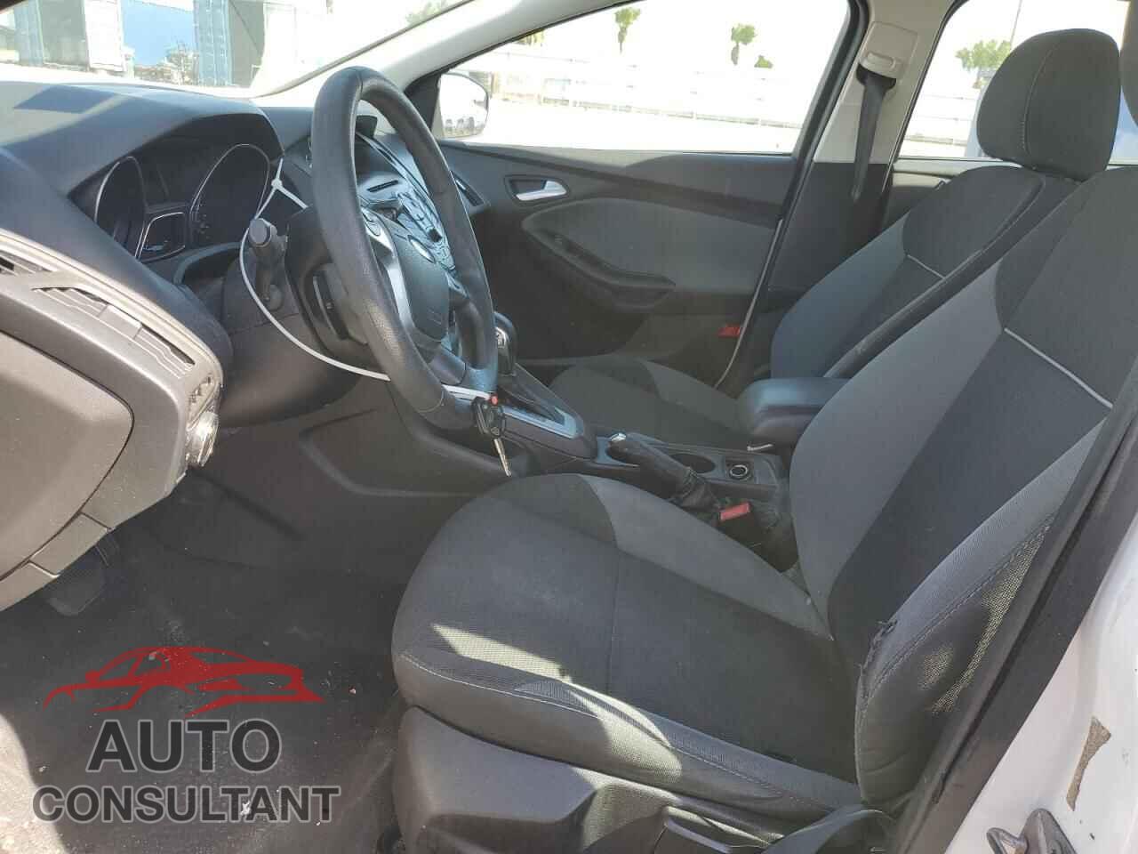FORD FOCUS 2013 - 1FADP3K26DL201537