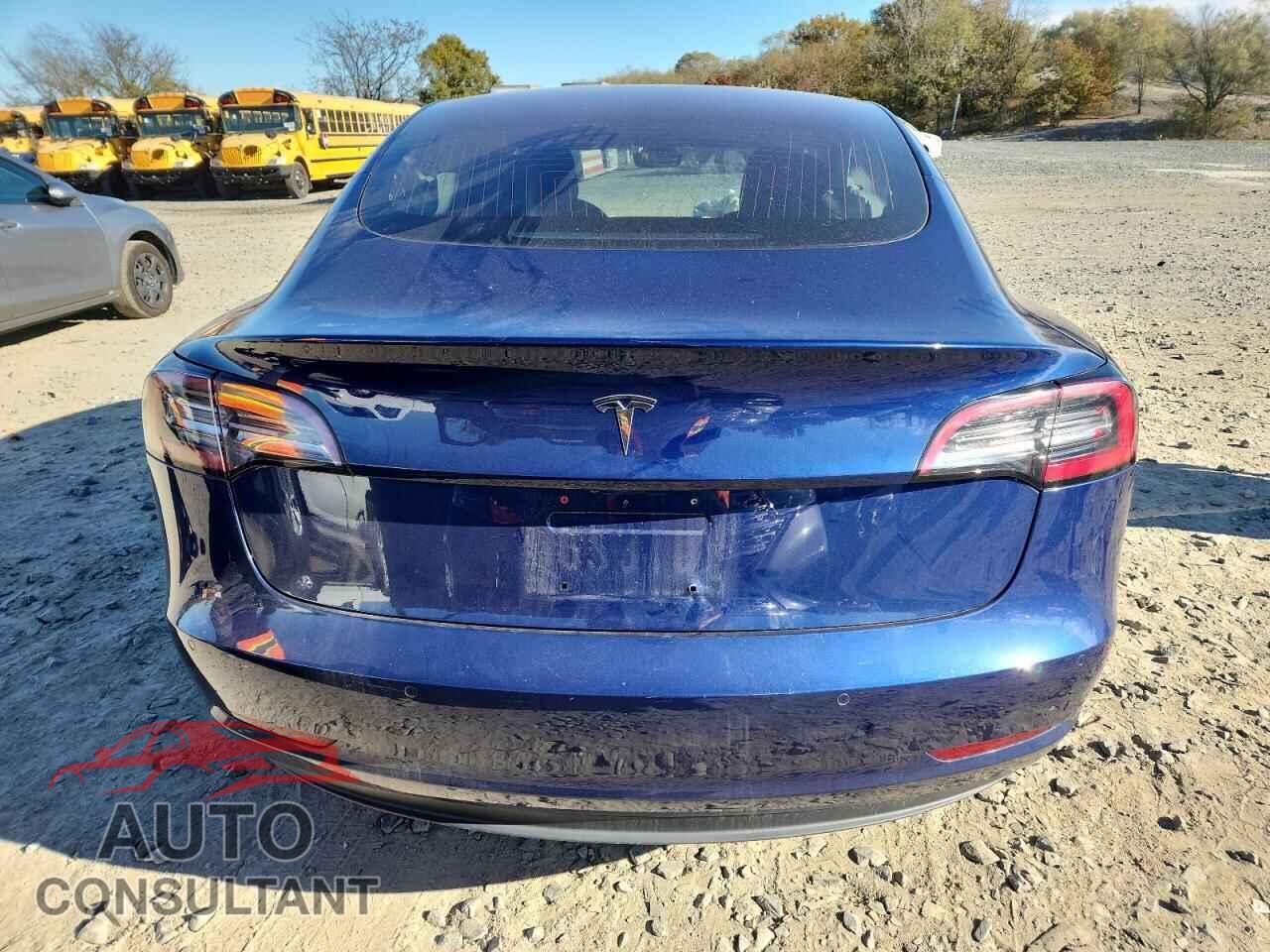 TESLA MODEL 3 2018 - 5YJ3E1EA0JF026140