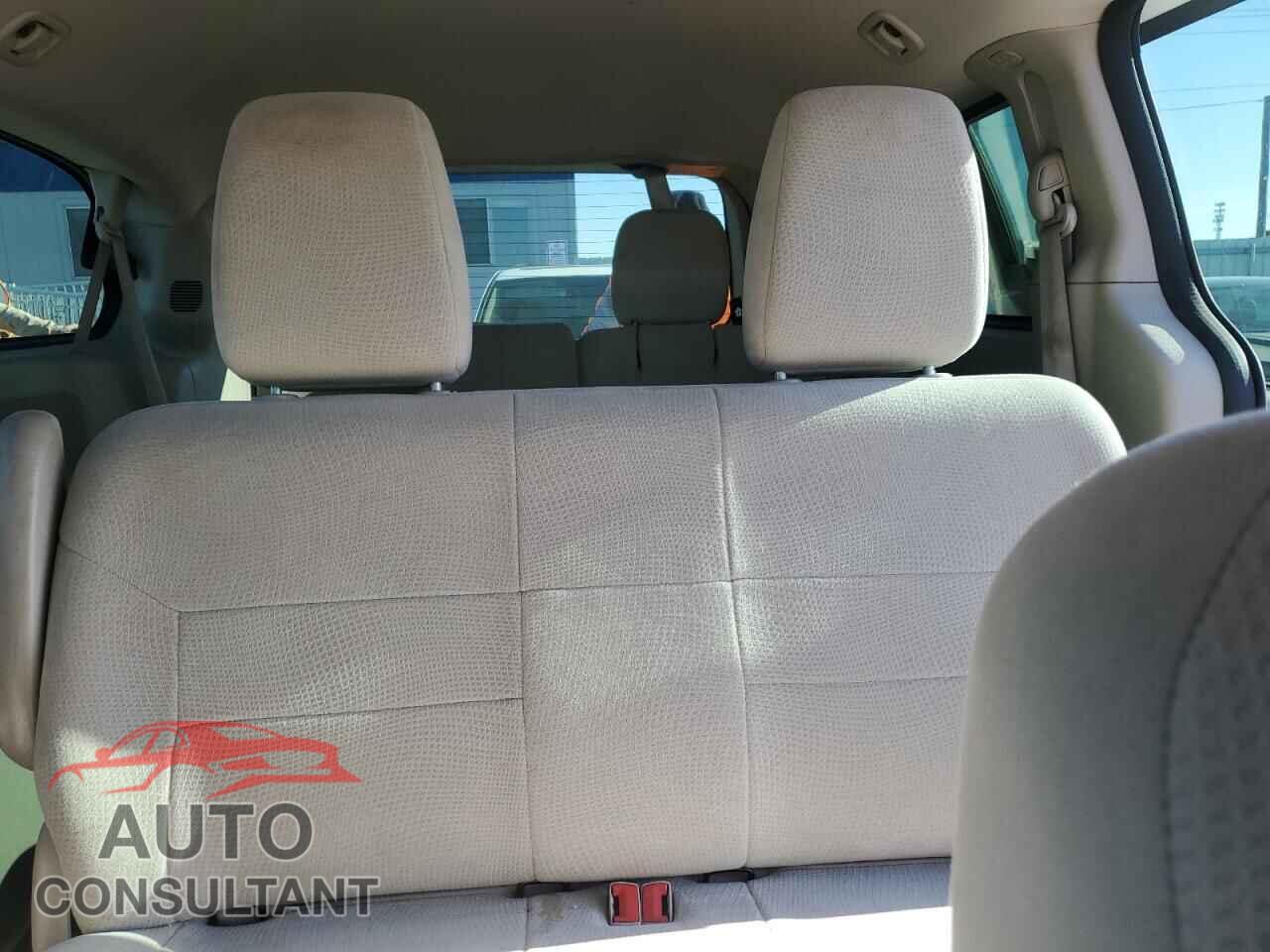 DODGE CARAVAN 2013 - 2C4RDGBG3DR624692