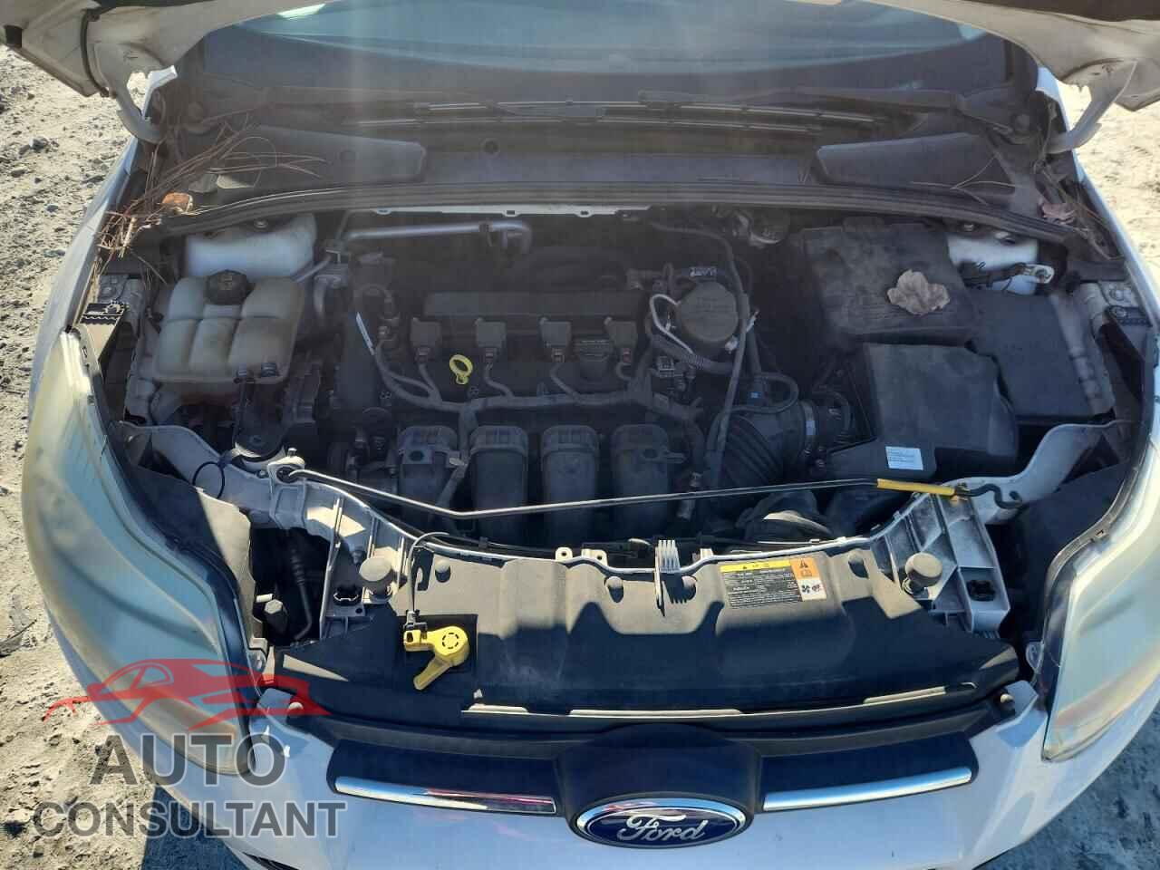 FORD FOCUS 2014 - 1FADP3E28EL112579