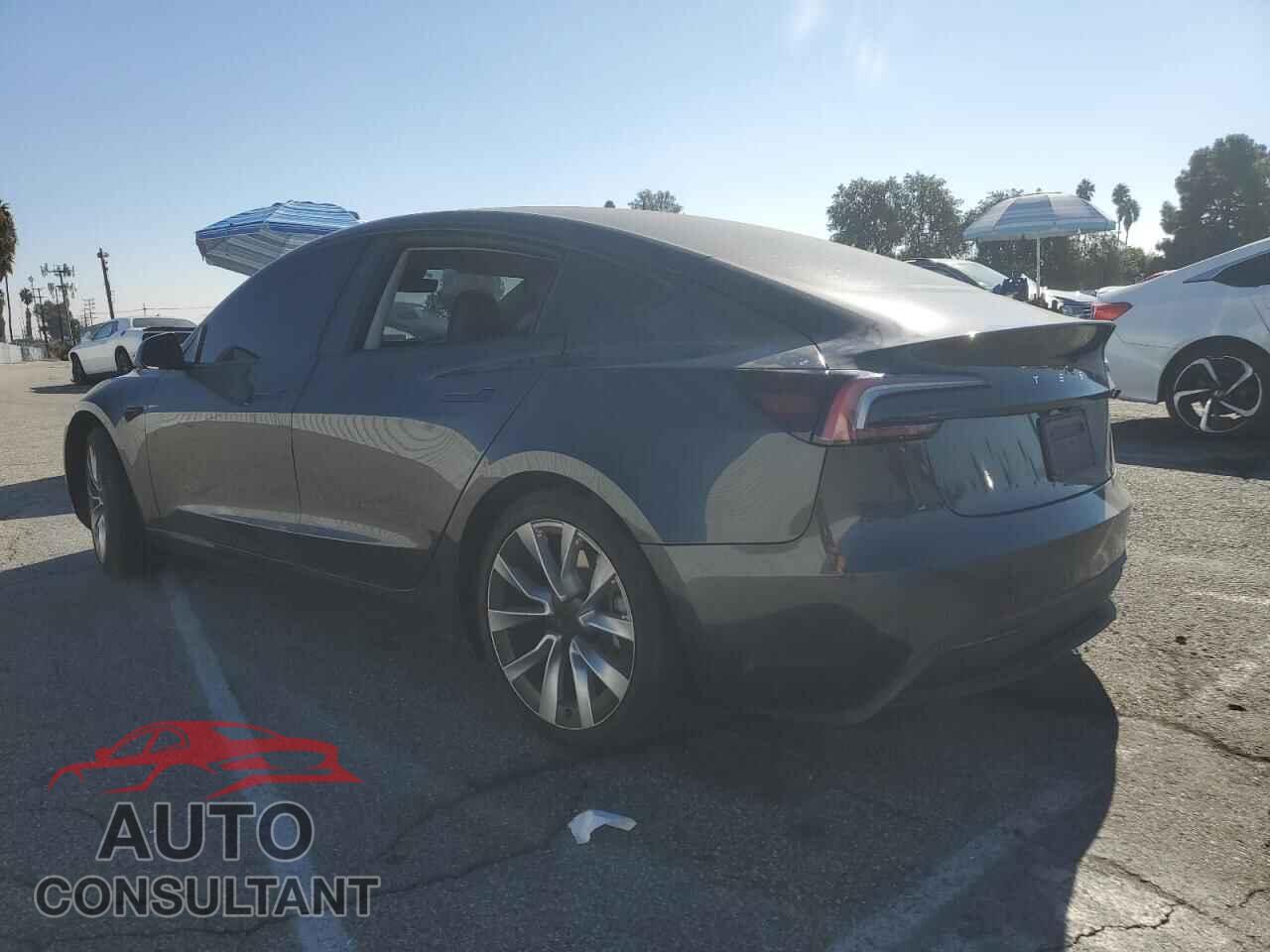 TESLA MODEL 3 2024 - 5YJ3E1EA1RF740841