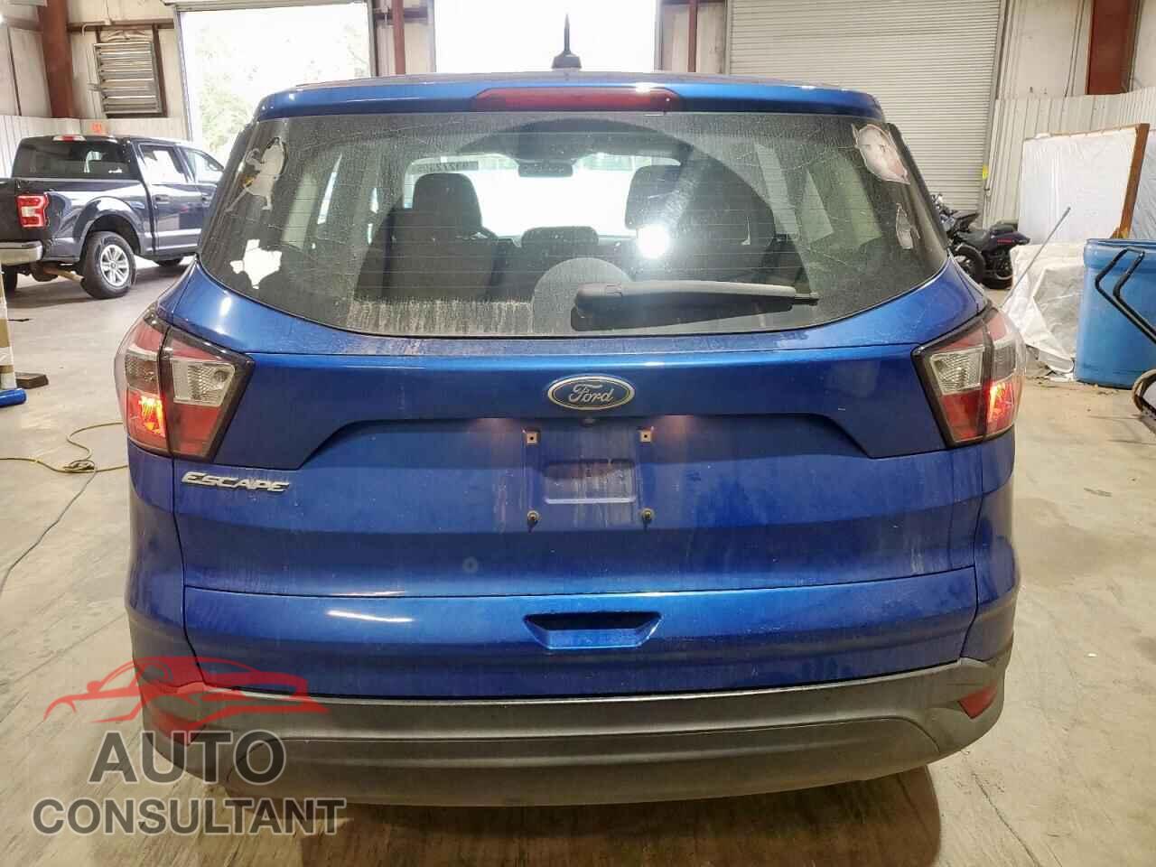 FORD ESCAPE 2017 - 1FMCU0F72HUD28073