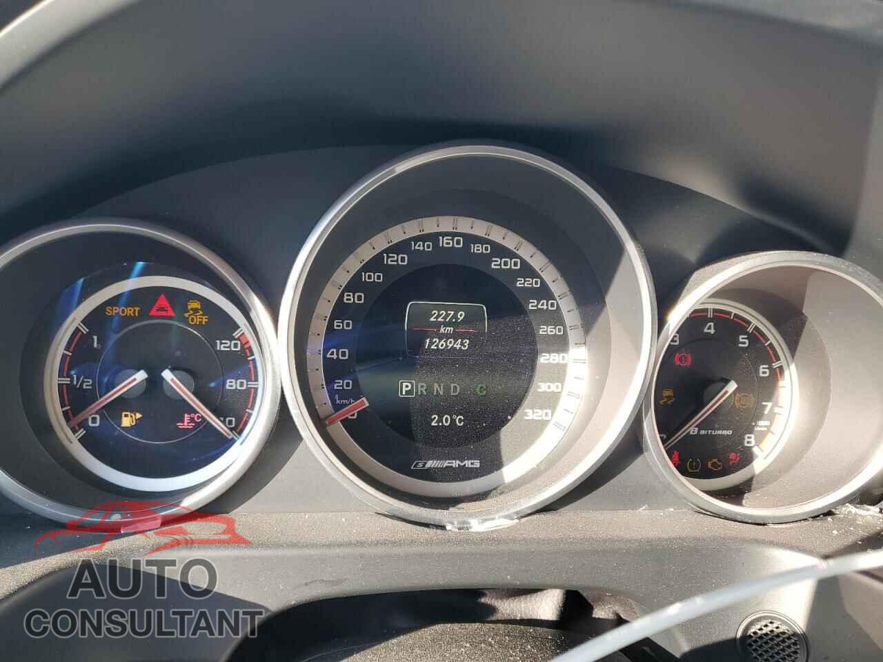 MERCEDES-BENZ E-CLASS 2015 - WDDHF7GB6FB143684