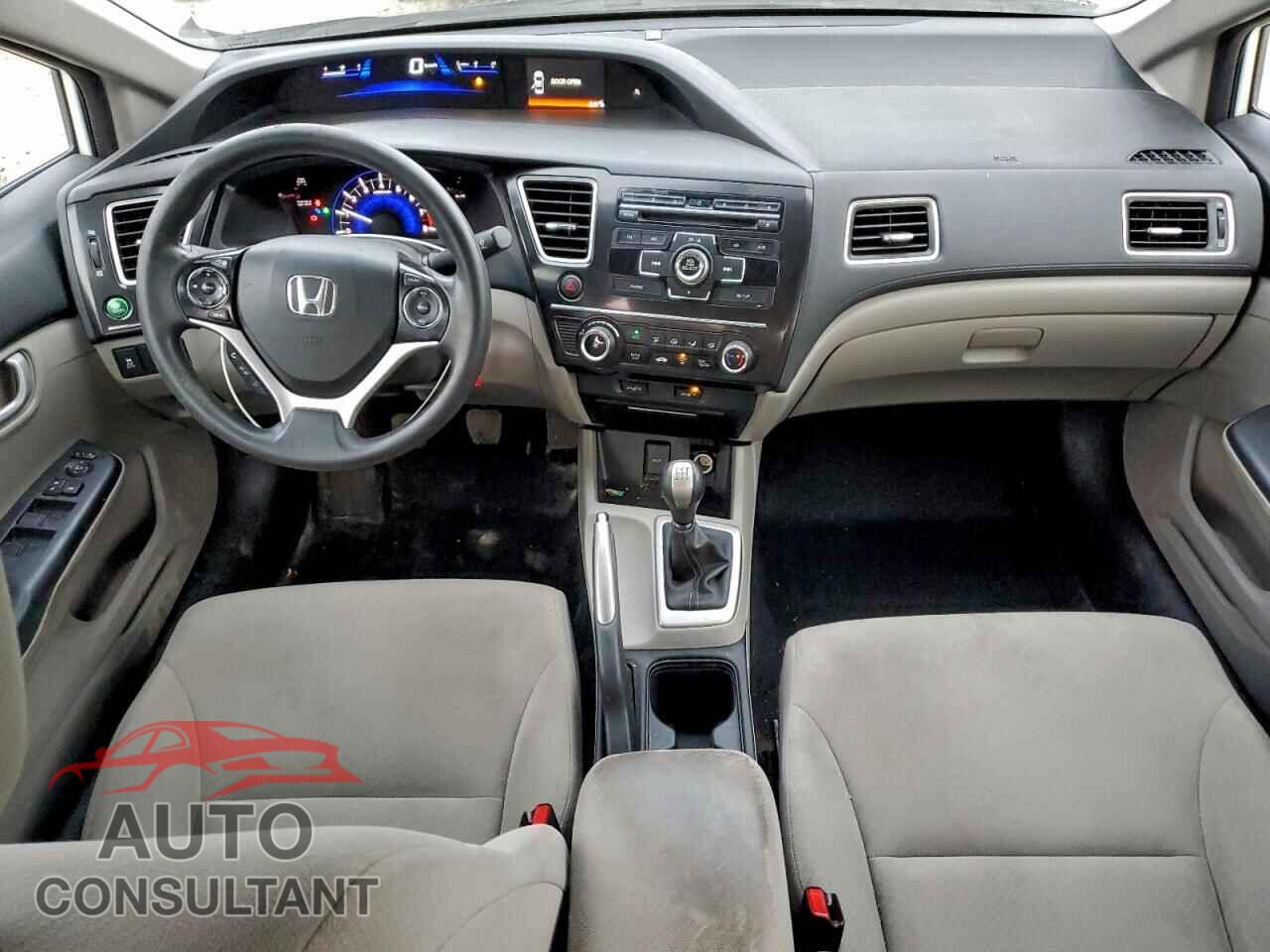 HONDA CIVIC 2013 - 2HGFB2E45DH031131