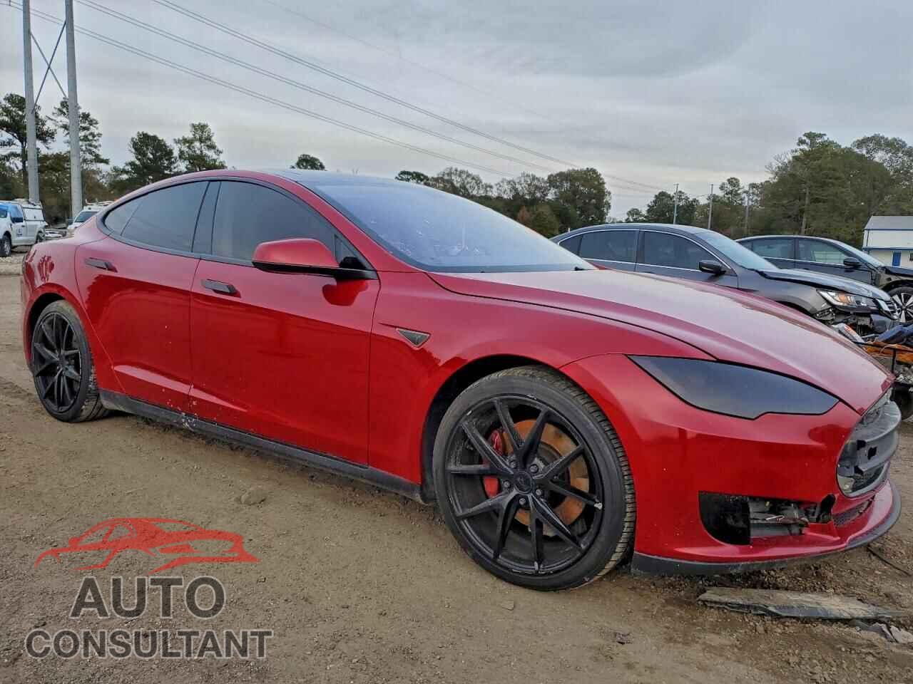 TESLA MODEL S 2013 - 5YJSA1CP6DFP18311