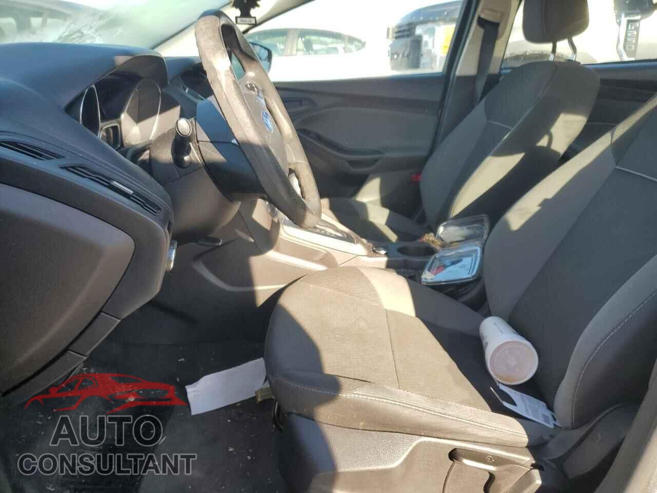FORD FOCUS 2014 - 1FADP3E29EL151746