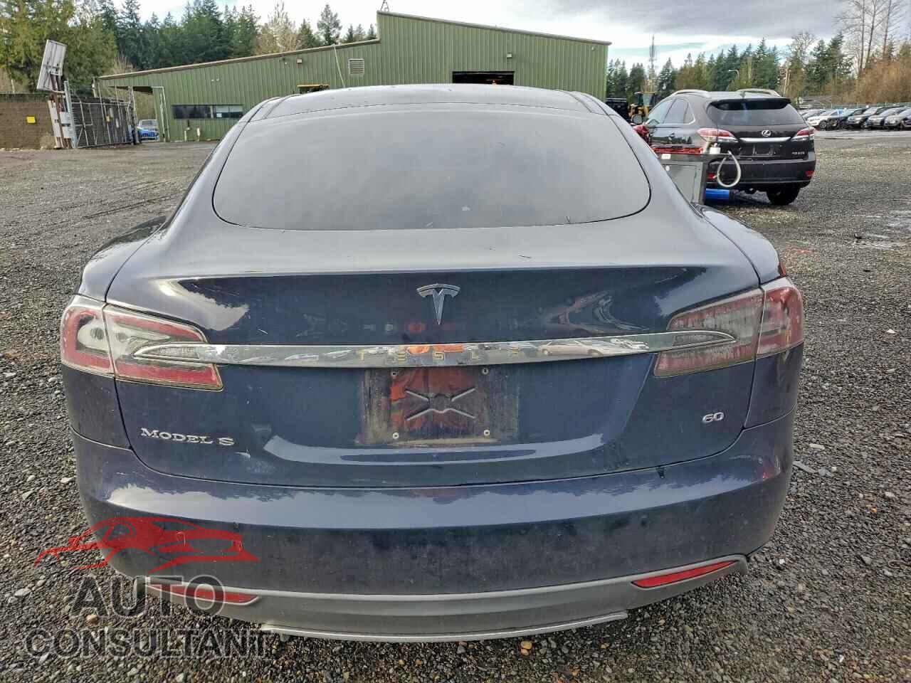 TESLA MODEL S 2013 - 5YJSA1AG7DFP09555