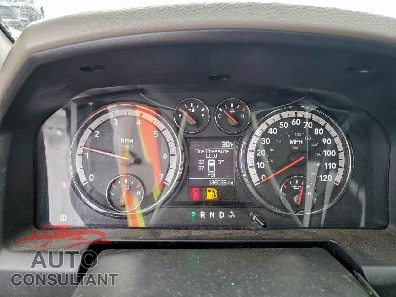 DODGE RAM 1500 2012 - 1C6RD7FT8CS264847