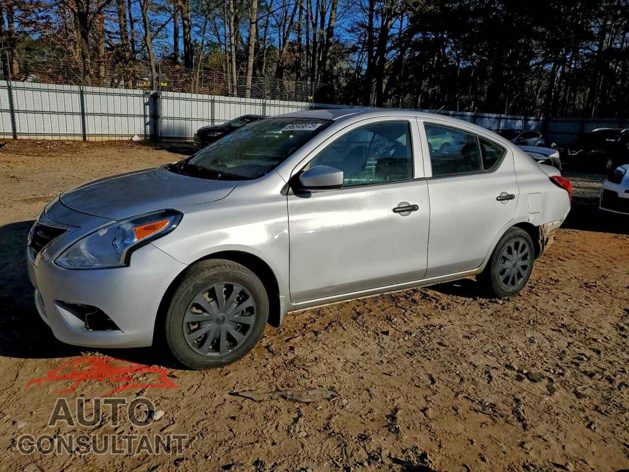 NISSAN VERSA 2019 - 3N1CN7AP3KL871034
