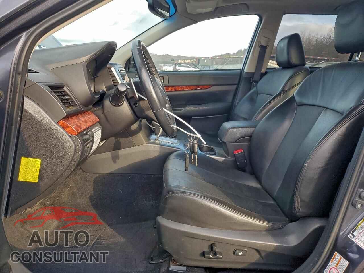 SUBARU OUTBACK 2011 - 4S4BRBKC9B3362052