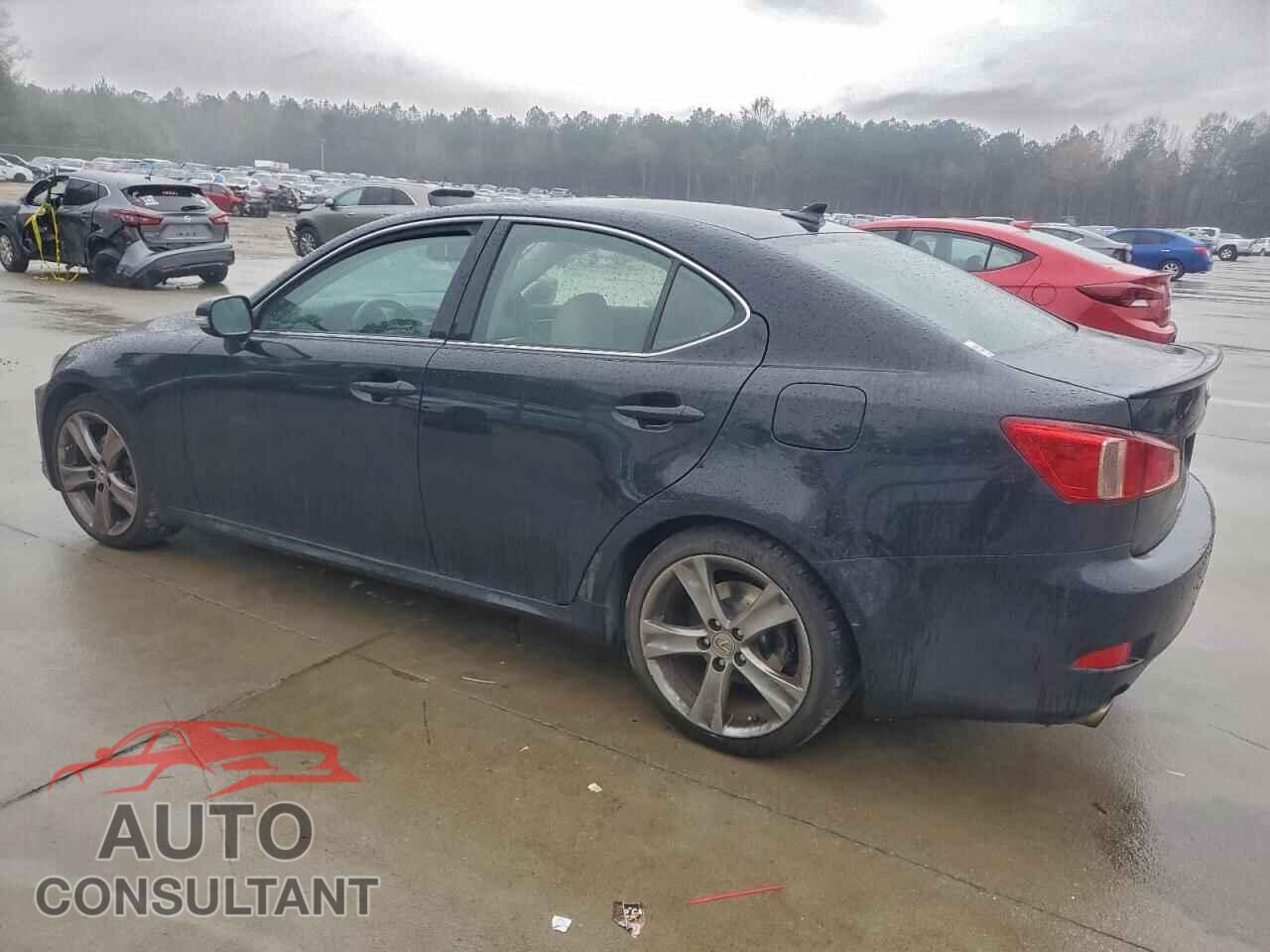 LEXUS IS 2011 - JTHBF5C29B5147844
