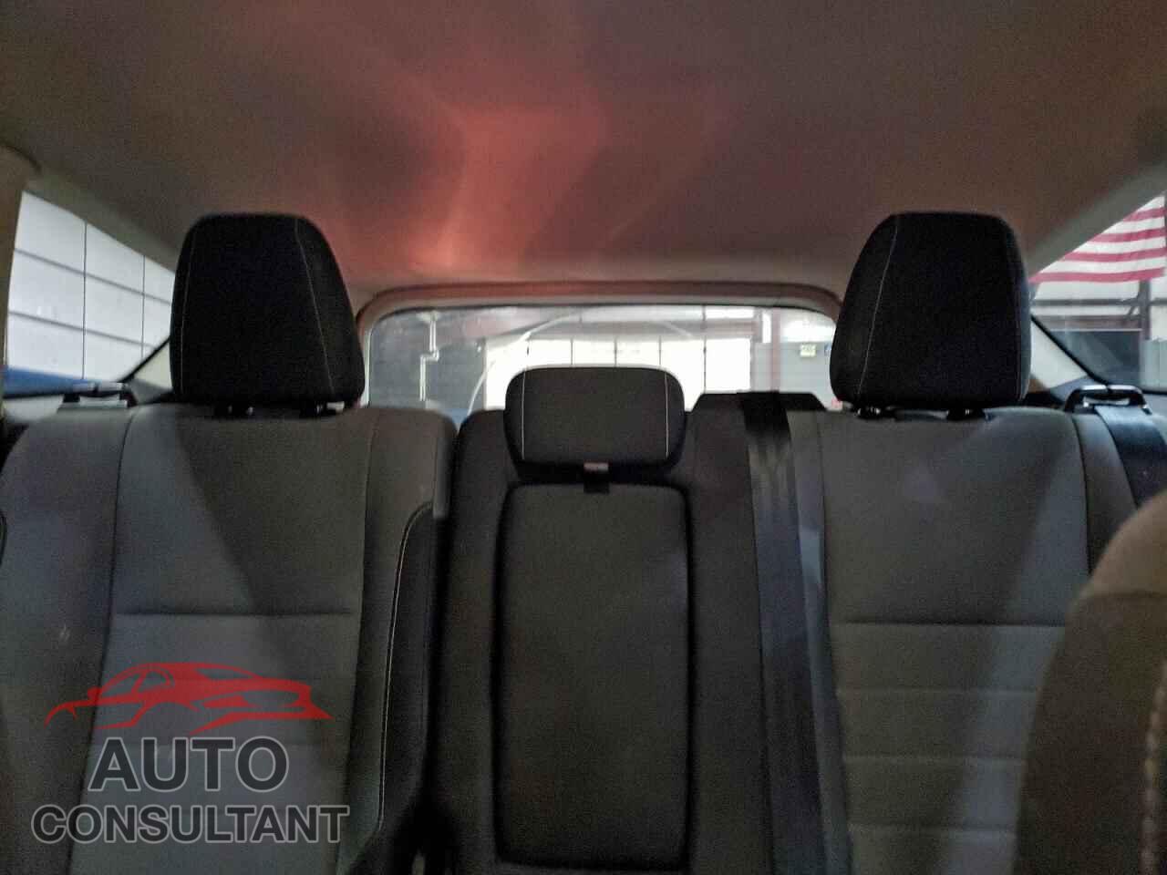 FORD ESCAPE 2016 - 1FMCU0G7XGUB51141