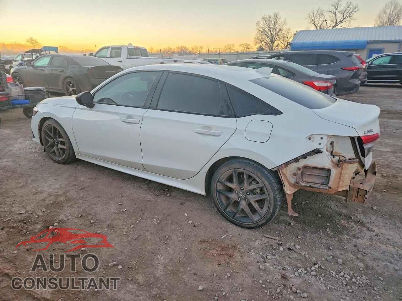 HONDA CIVIC 2024 - 2HGFE2F52RH563717