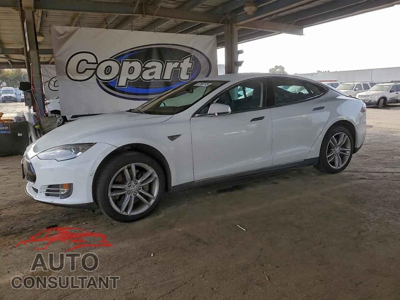 TESLA MODEL S 2014 - 5YJSA1H17EFP51968
