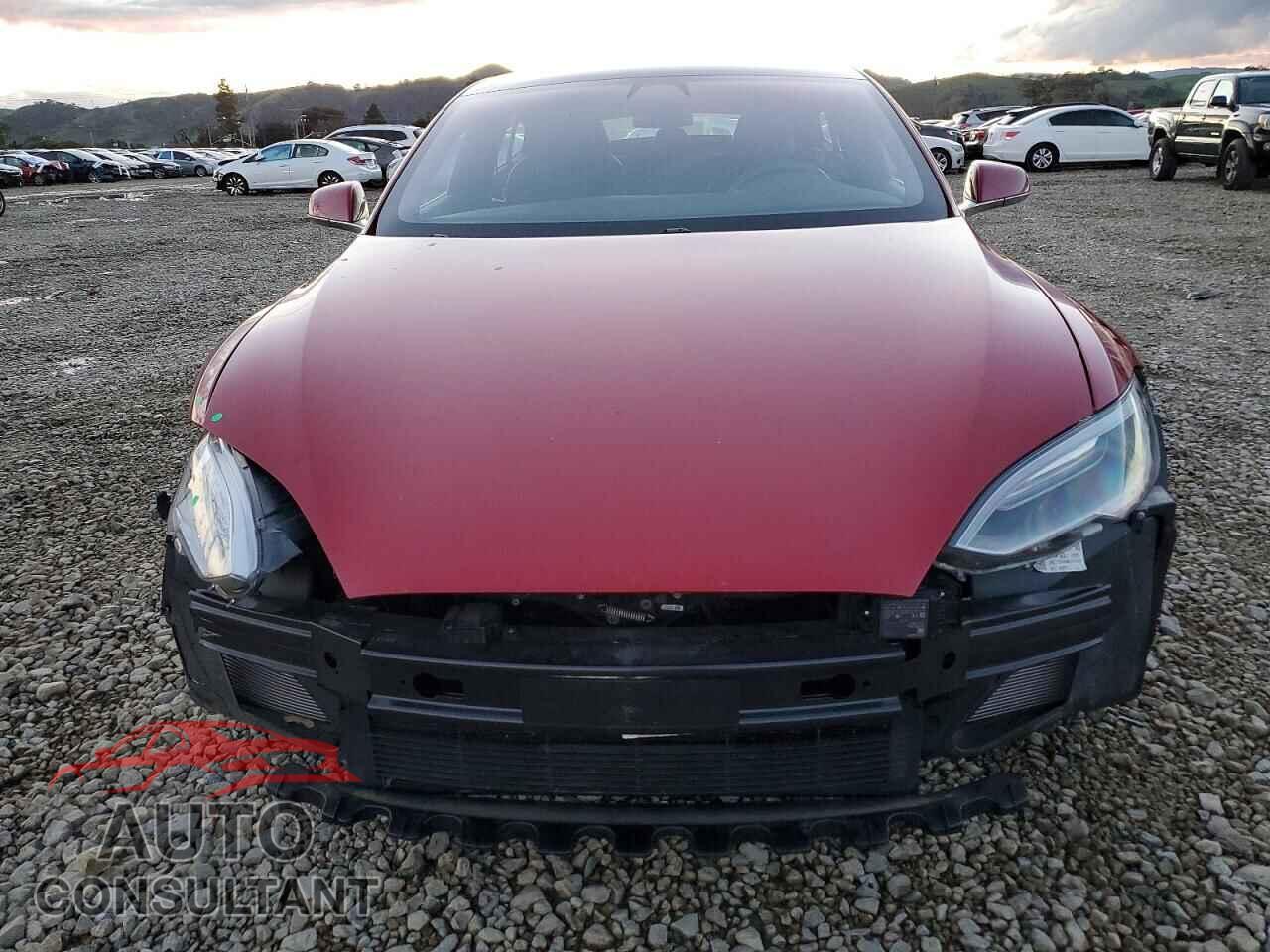 TESLA MODEL S 2017 - 5YJSA1E28HF215032