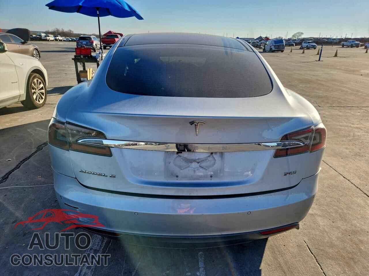 TESLA MODEL S 2013 - 5YJSA1CP4DFP26200