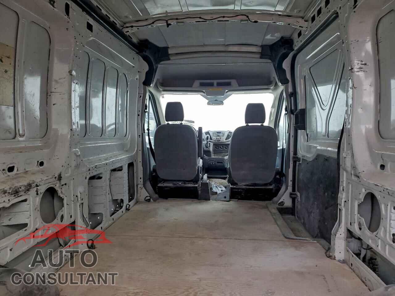 FORD TRANSIT 2015 - 1FTNR2CG2FKA99532