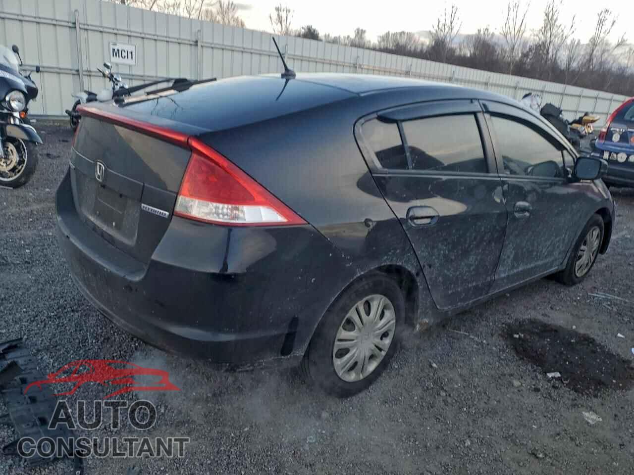 HONDA INSIGHT 2011 - JHMZE2H38BS007318