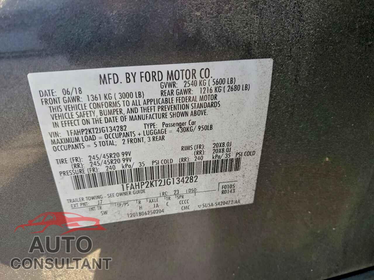 FORD TAURUS 2018 - 1FAHP2KT2JG134282