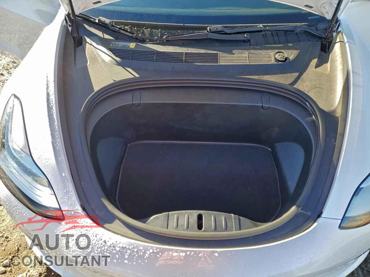 TESLA MODEL 3 2018 - 5YJ3E1EA1JF051032