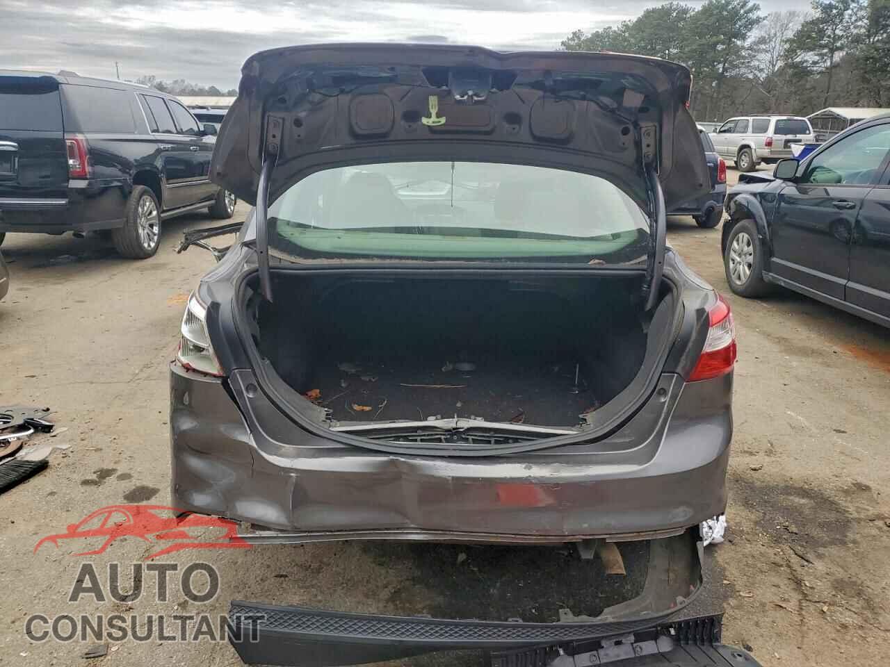 FORD FOCUS 2013 - 1FADP3F21DL311745