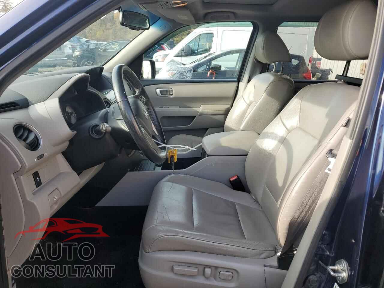 HONDA PILOT 2013 - 5FNYF4H76DB080051