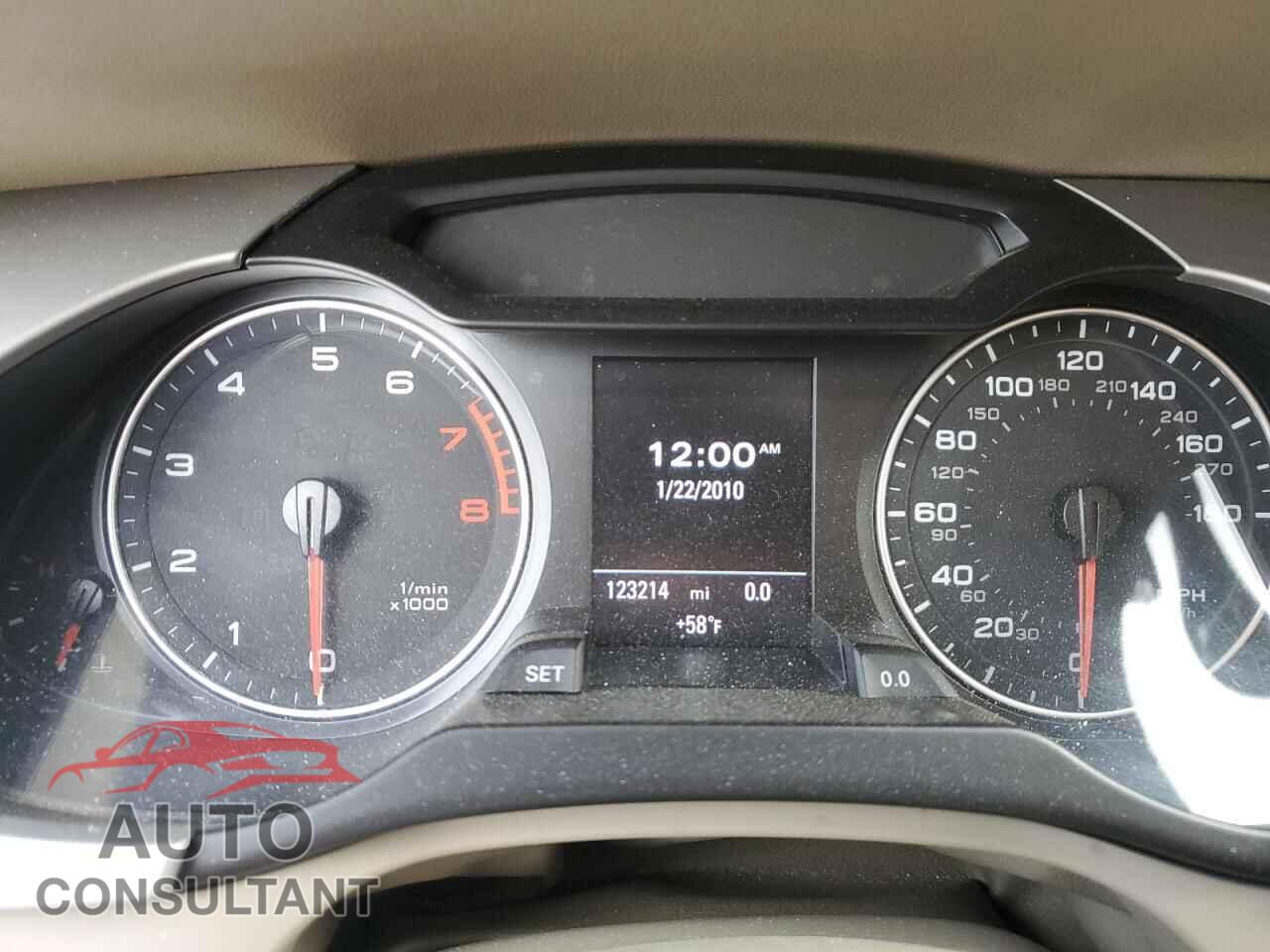 AUDI A4 2012 - WAUFFAFL3CN013913