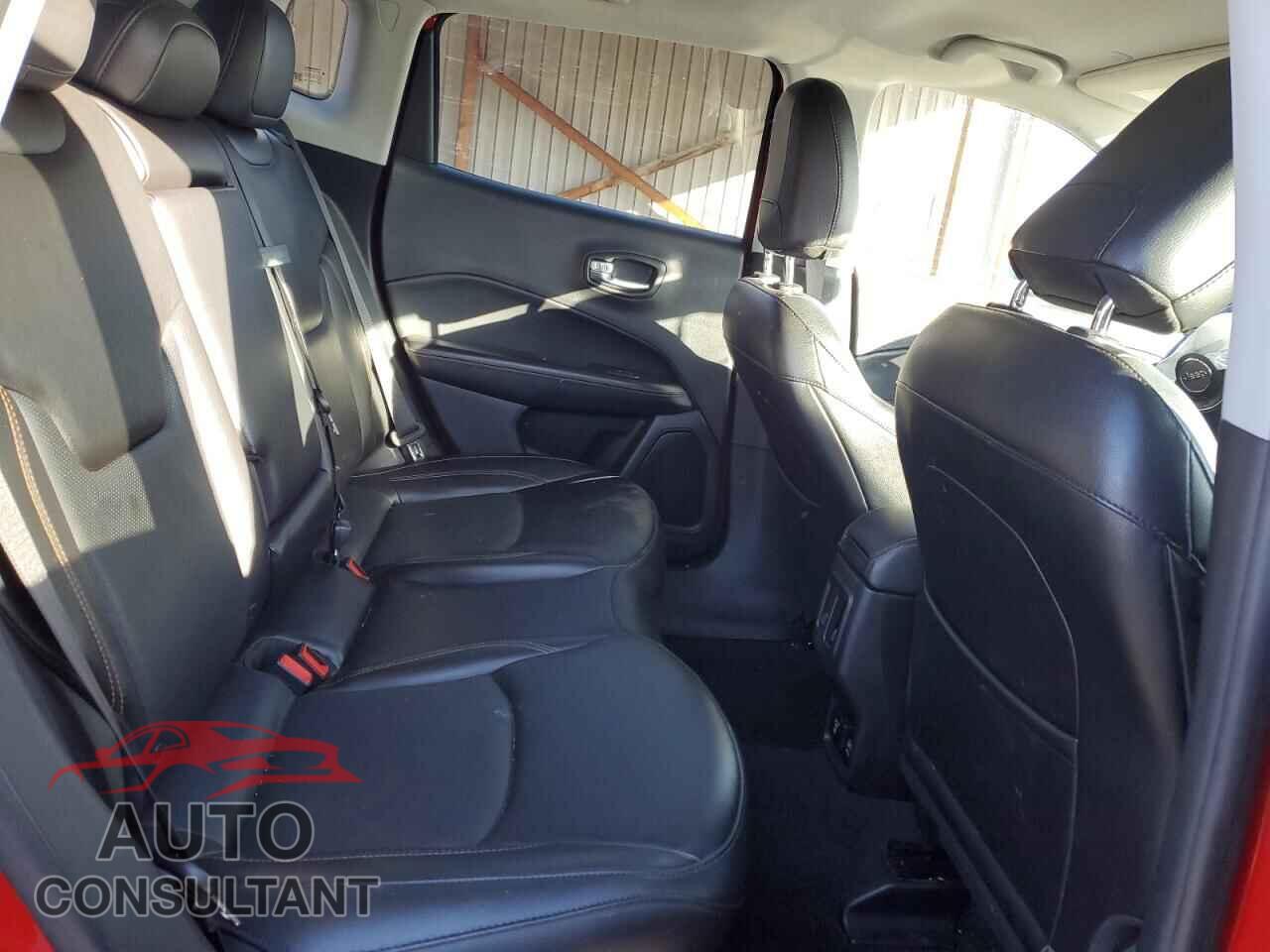 JEEP COMPASS 2021 - 3C4NJDCB4MT601654