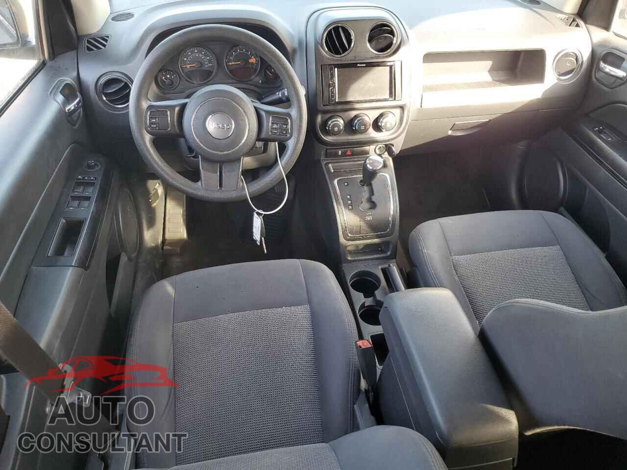 JEEP COMPASS 2015 - 1C4NJCBA9FD413191
