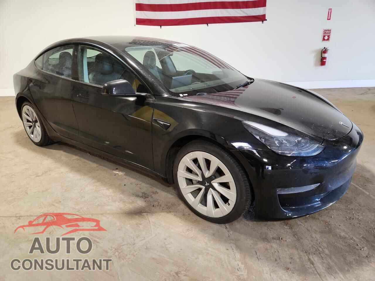 TESLA MODEL 3 2023 - 5YJ3E1EA0PF446859