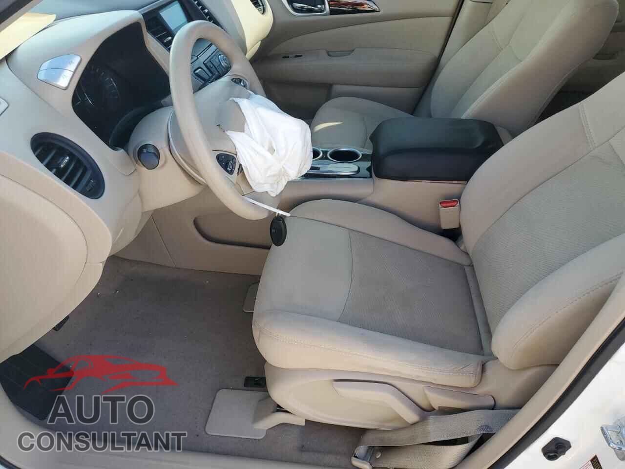 NISSAN PATHFINDER 2014 - 5N1AR2MN5EC714624