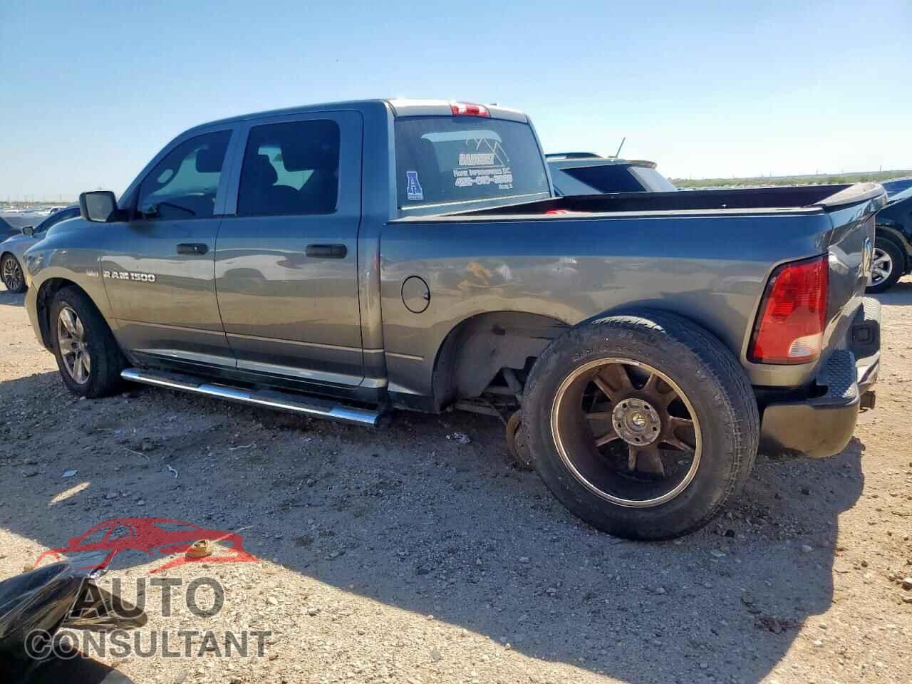 DODGE RAM 1500 2012 - 1C6RD7KT5CS244917