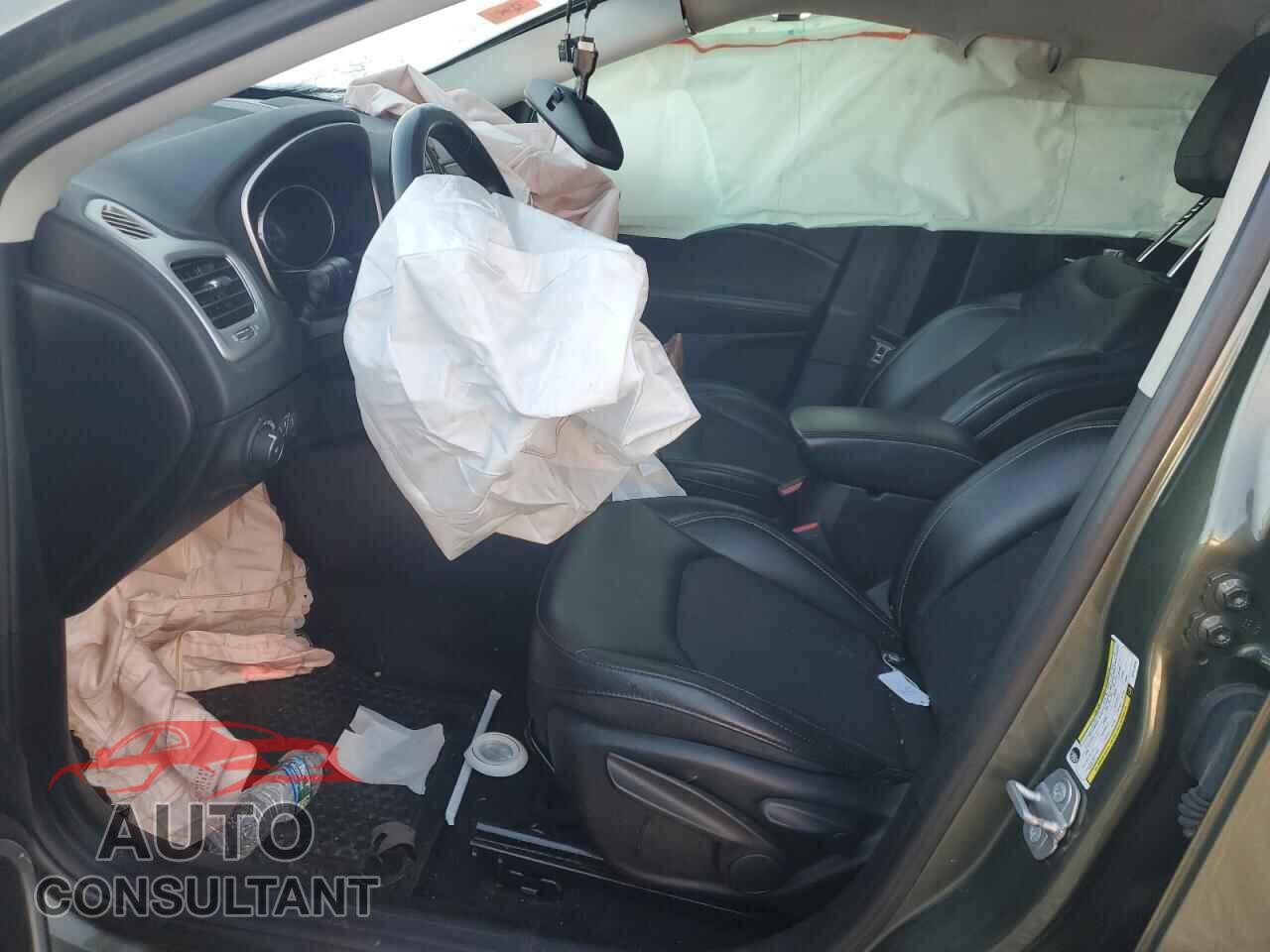 JEEP COMPASS 2019 - 3C4NJDBB7KT647655