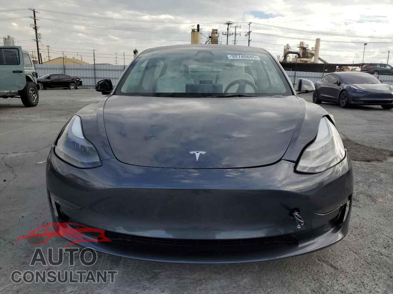 TESLA MODEL 3 2023 - 5YJ3E1EC4PF682691