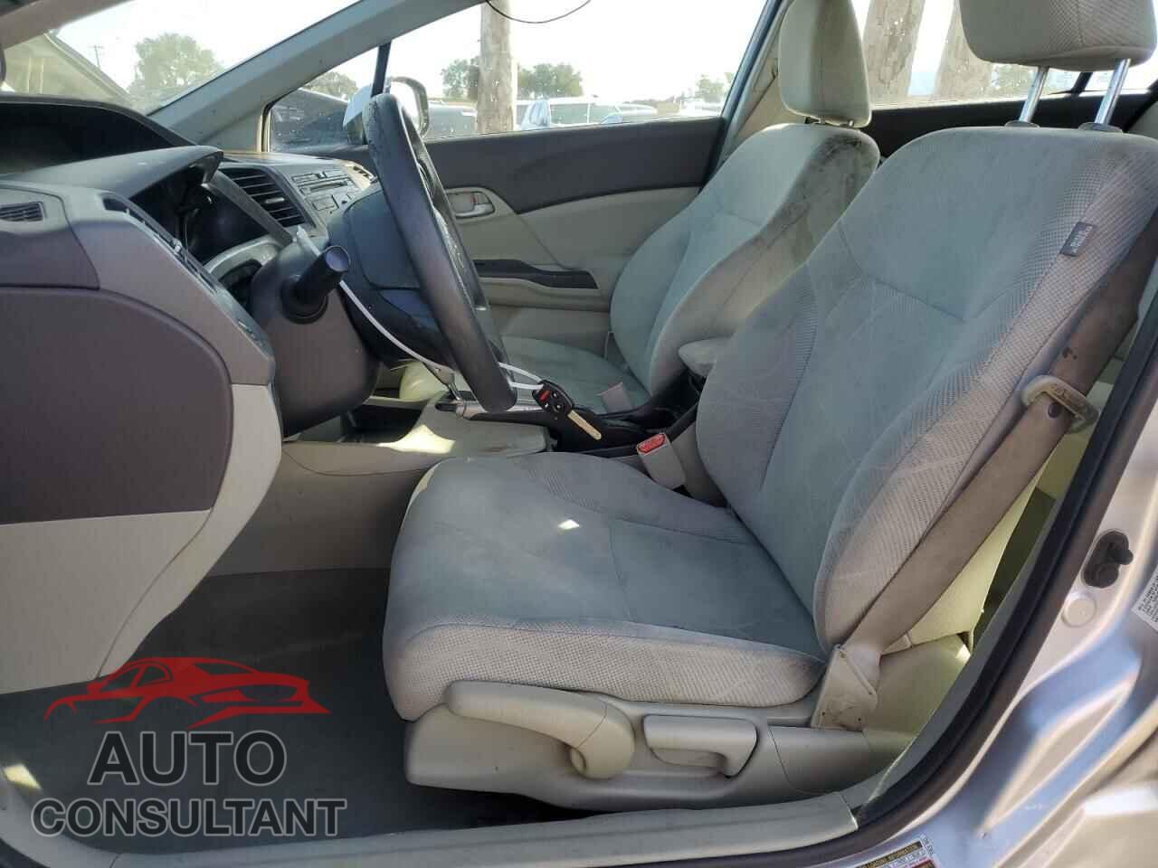 HONDA CIVIC 2012 - 2HGFB2F50CH519117