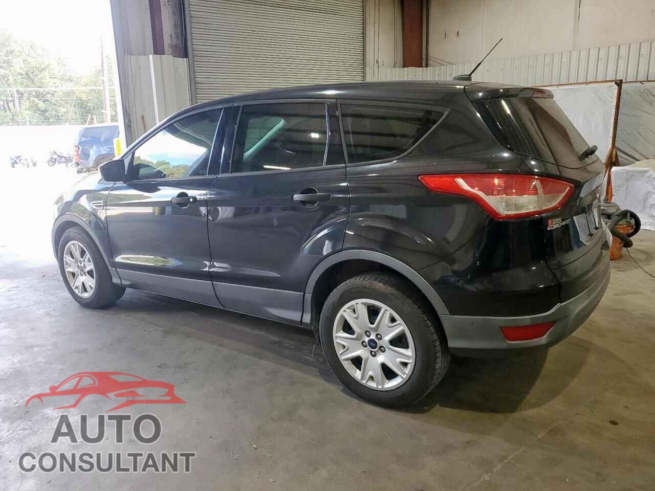 FORD ESCAPE 2015 - 1FMCU0F71FUB93343