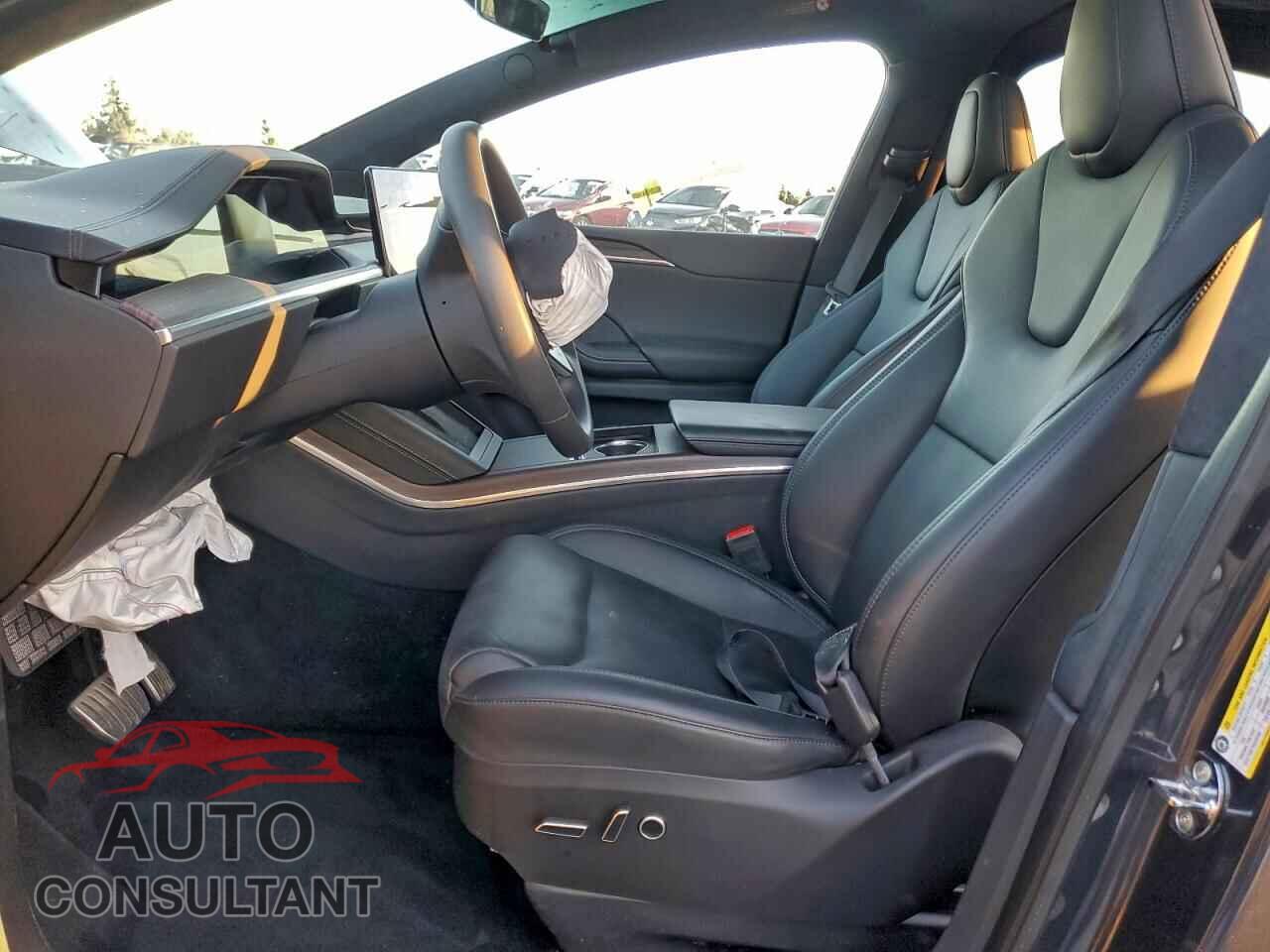 TESLA MODEL X 2024 - 7SAXCBE52RF444746
