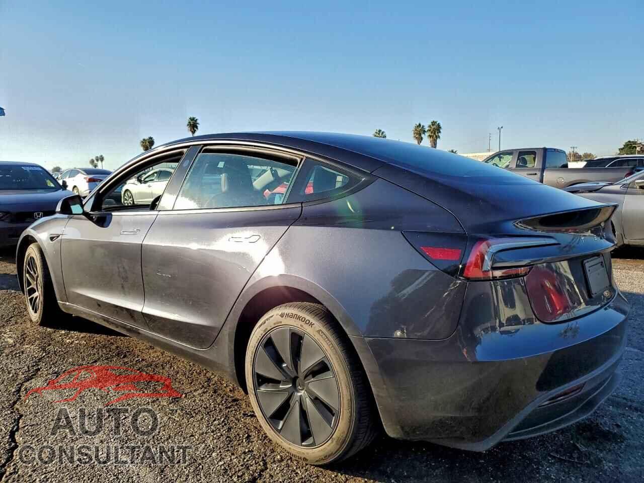 TESLA MODEL 3 2024 - 5YJ3E1EA9RF745656