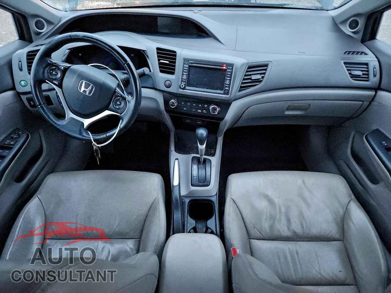 HONDA CIVIC 2012 - 2HGFB2F90CH529116