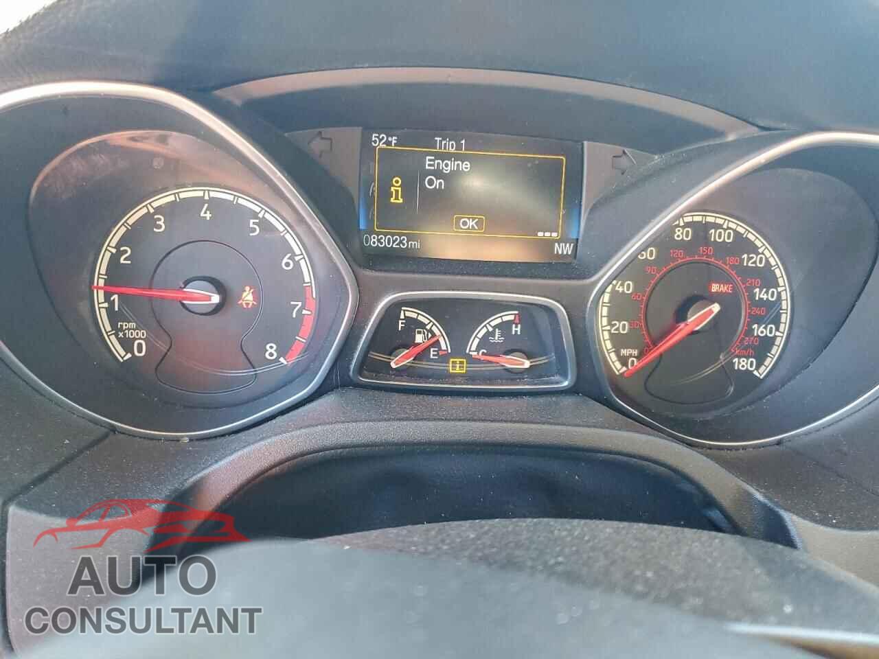 FORD FOCUS 2017 - 1FADP3L95HL348725