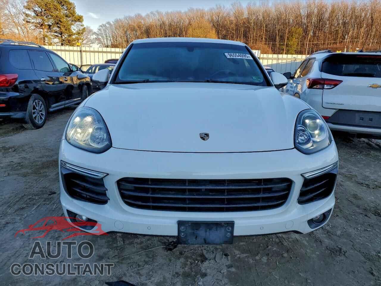 PORSCHE CAYENNE 2016 - WP1AA2A22GLA00831