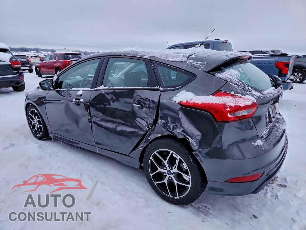 FORD FOCUS 2016 - 1FADP3K21GL212157