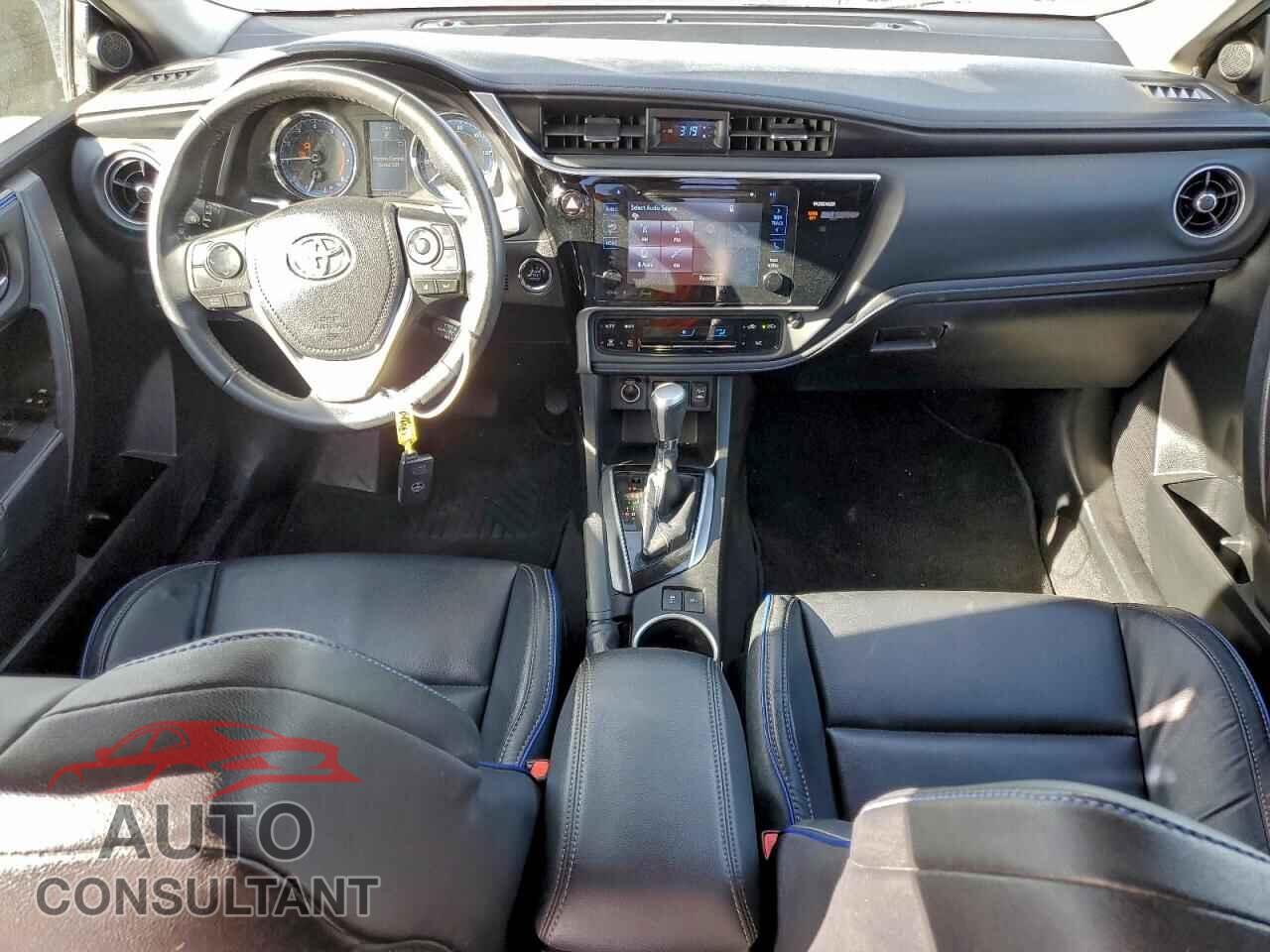 TOYOTA COROLLA 2017 - 5YFBURHE6HP646064