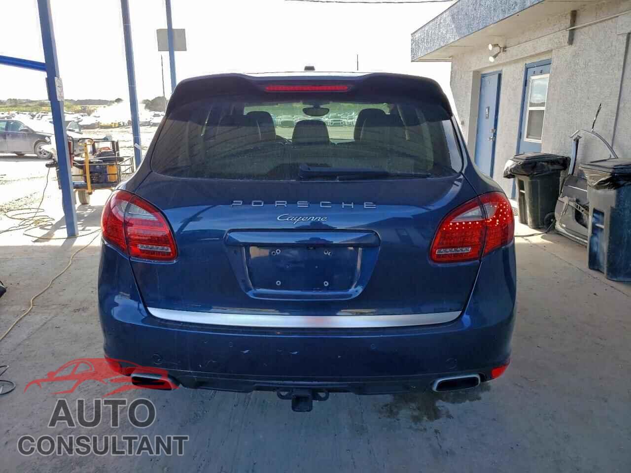 PORSCHE CAYENNE 2012 - WP1AA2A26CLA11759