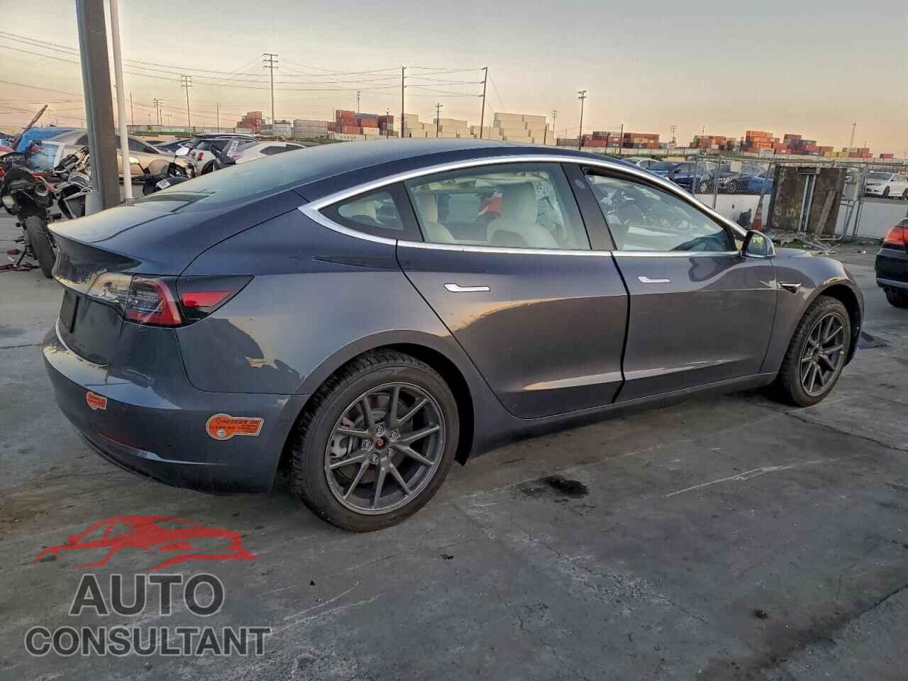 TESLA MODEL 3 2020 - 5YJ3E1EA7LF718009