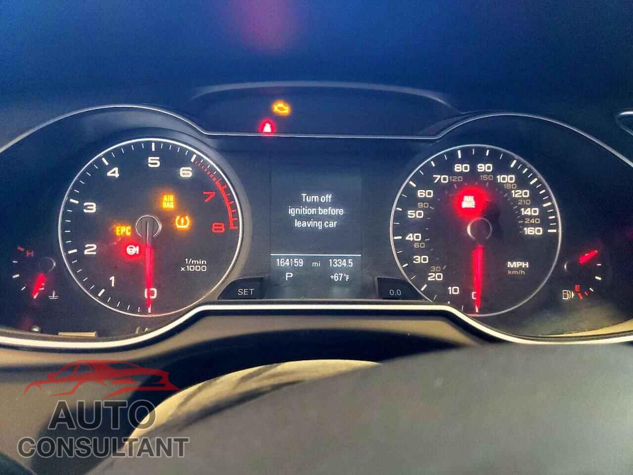 AUDI A4 2013 - WAUEFAFL4DN025145