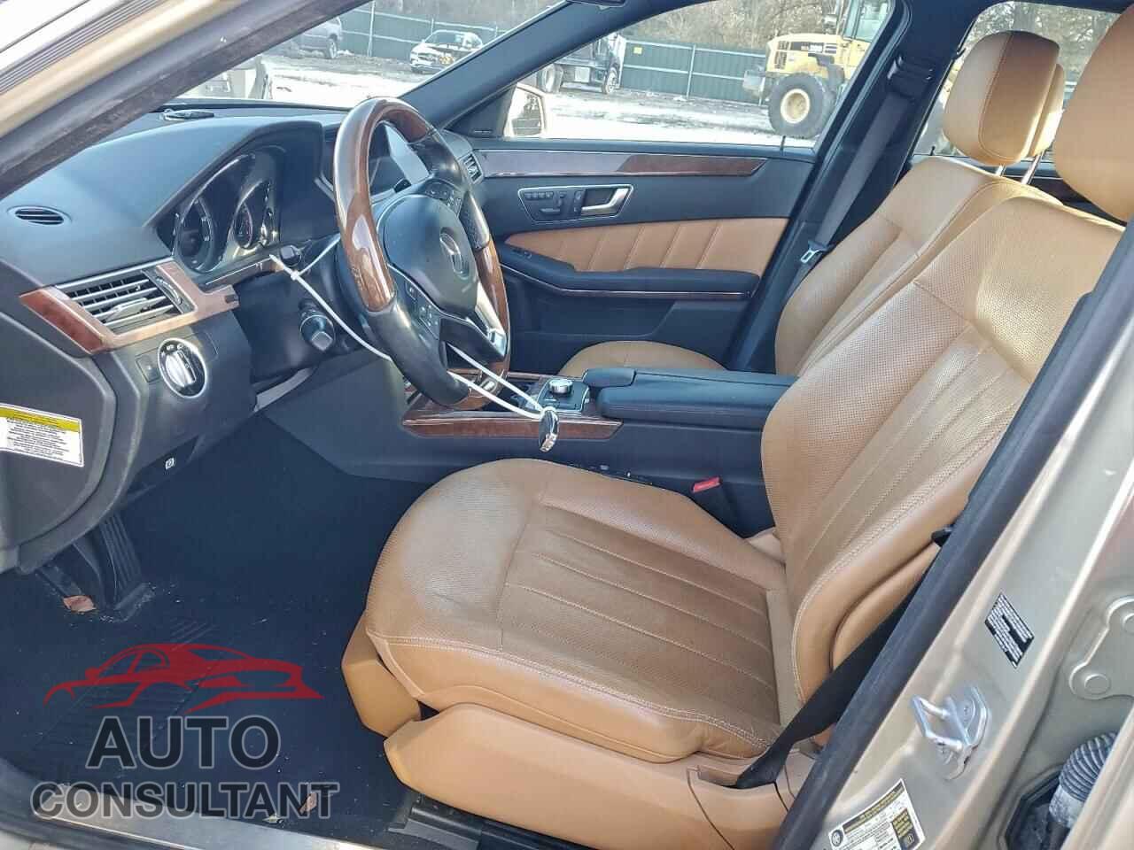 MERCEDES-BENZ E-CLASS 2013 - WDDHF9BB1DA738125