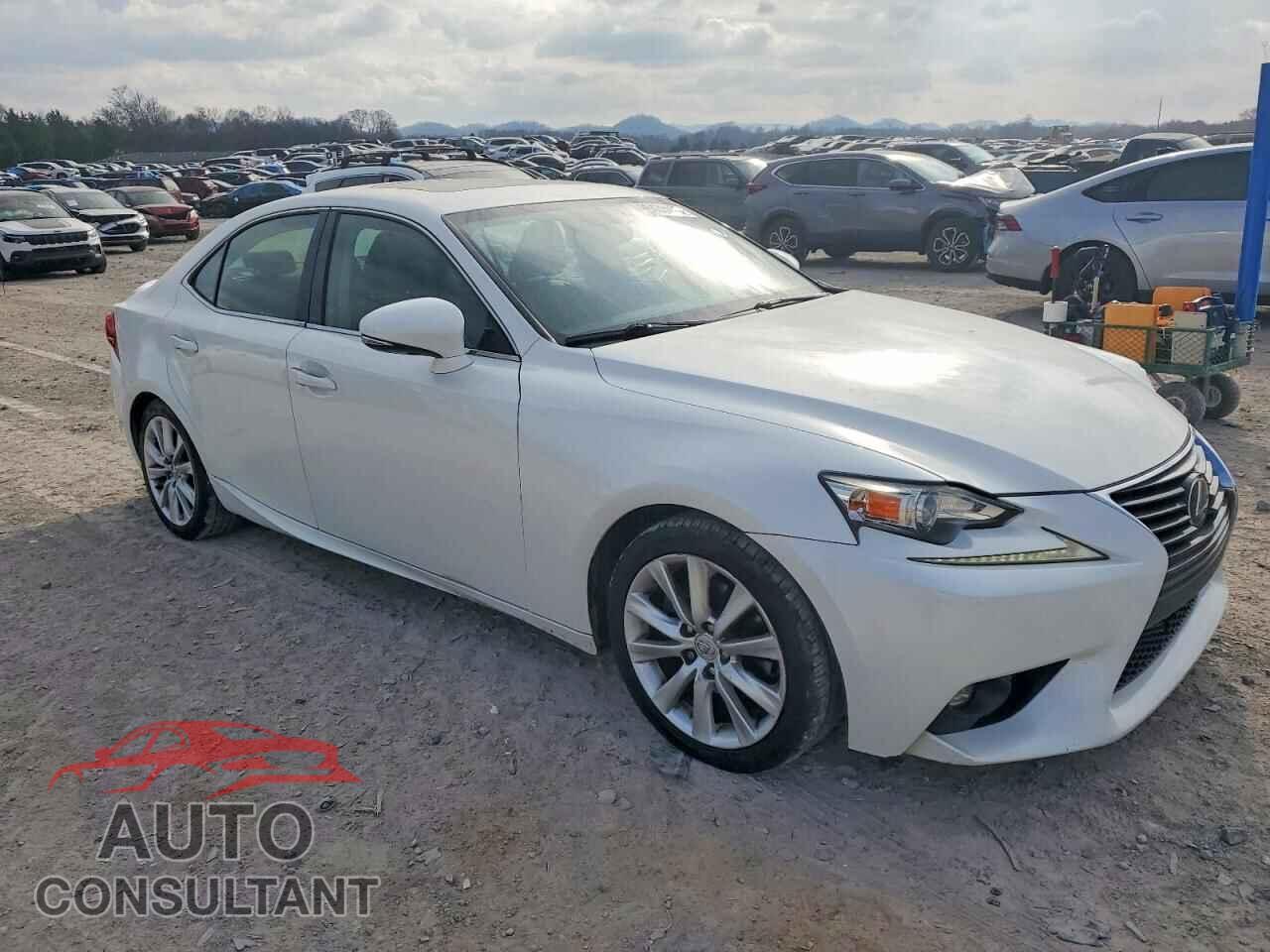 LEXUS IS 2015 - JTHBF1D29F5054805
