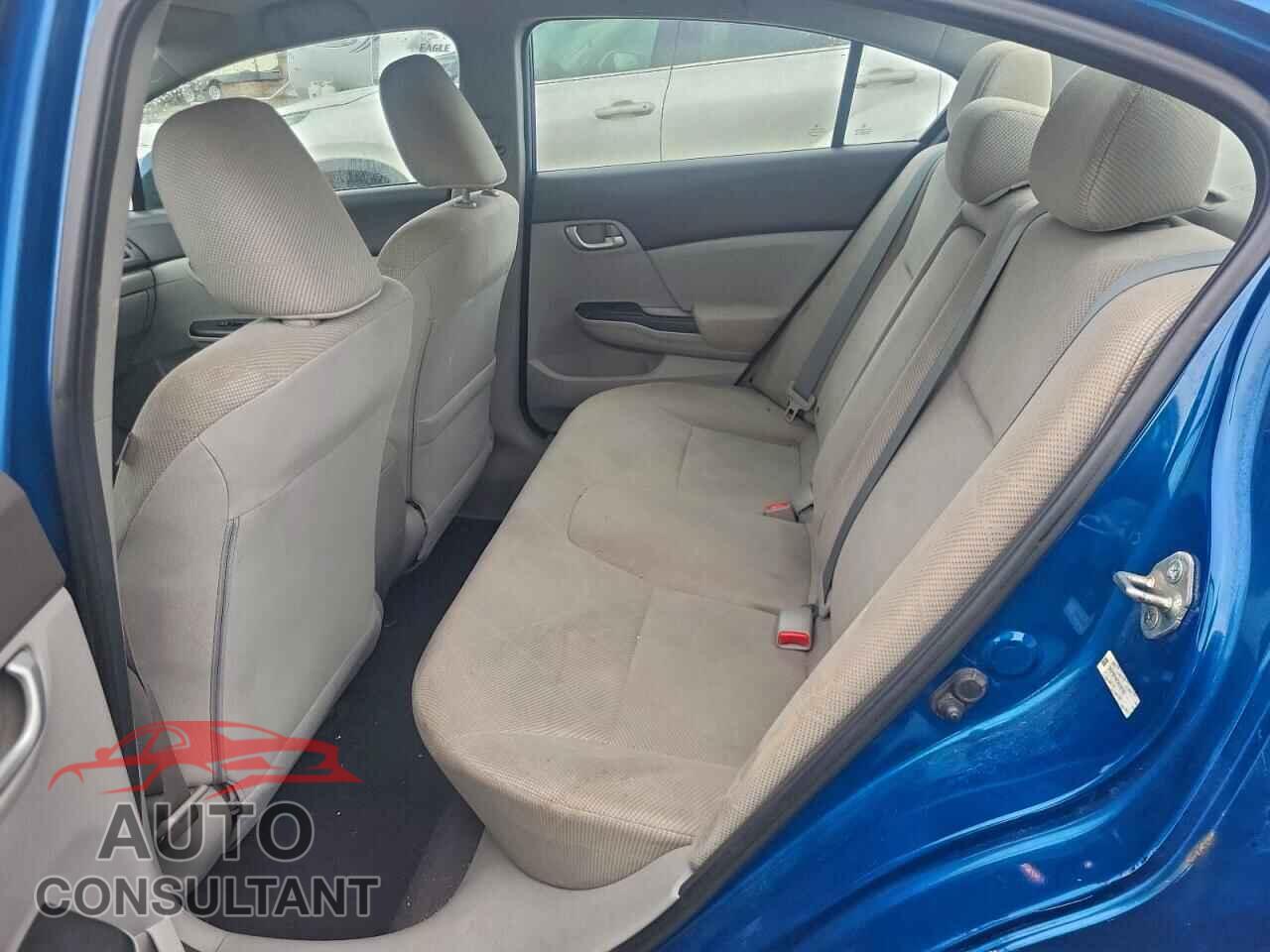 HONDA CIVIC 2012 - 2HGFB2F46CH028753